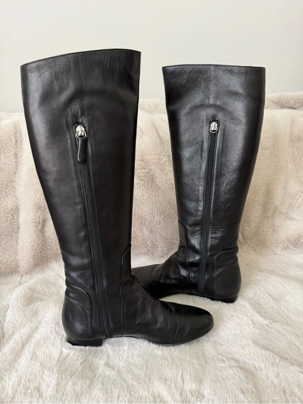 Worn once! Delman Black Nappa Leather Knee Hight Boots 7,5